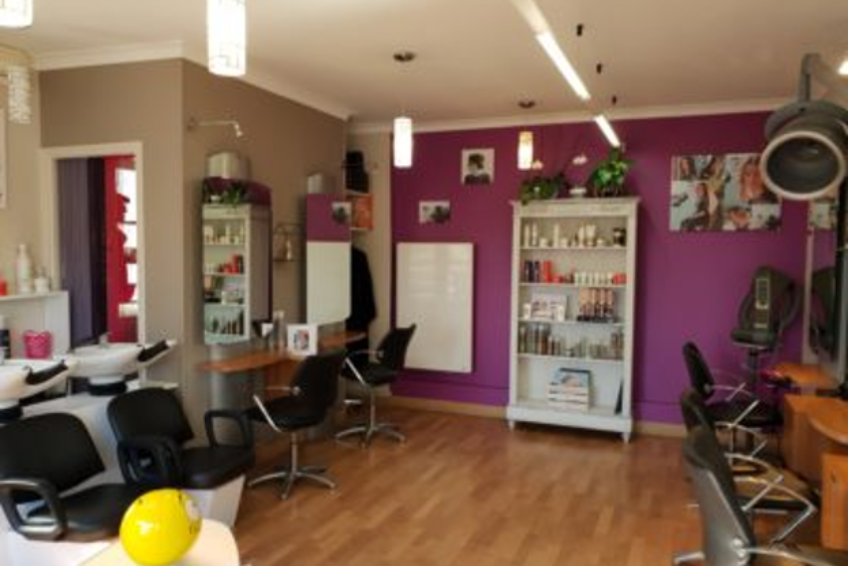 O P Tit Salon De Jenny Salon De Coiffure A Ste Marie Pornic 44 Offres En Ville Toutes Les Informations Pratiques Sur Votre Ville